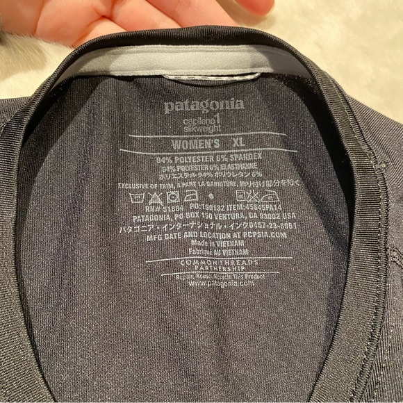 (XL) Patagonia Silkweight Capilene Layer Long Sleeve Shirt Black Extra Large - Picture 10 of 11